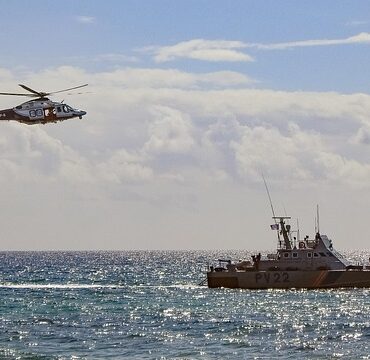 Drame maritime en Colombie-Britannique : six disparus après le naufrage d'un bateau