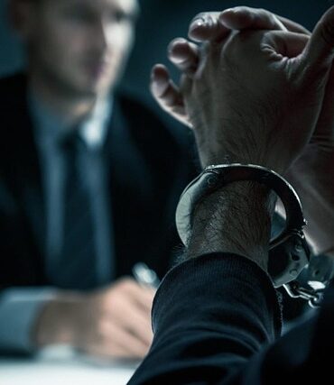 Procès Frattolin : le récit du père mis à mal par des enregistrements
