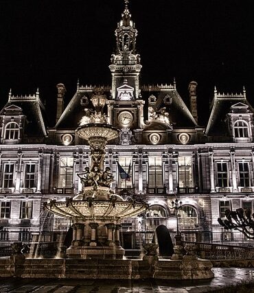 Magog : une poursuite de 22 millions de dollars secoue l'hôtel de ville
