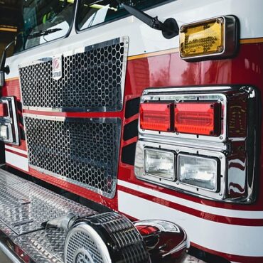 Saint-Jean-sur-Richelieu : un automobiliste grièvement blessé après une collision