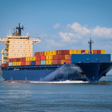 Golfe Persique : deux navires québécois toujours immobilisés