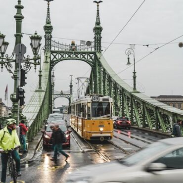 Pont Honoré-Mercier : une voie fermée d'urgence en raison d'une poutre fissurée
